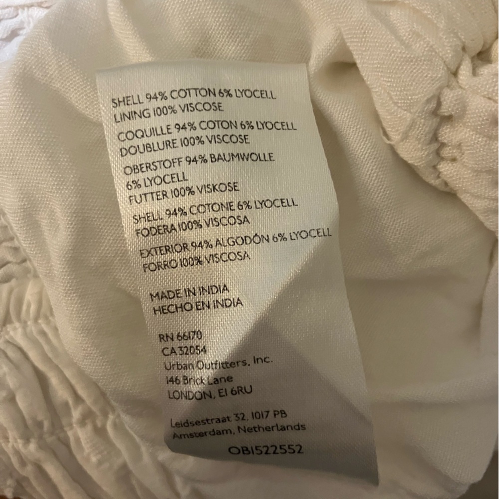 Urban Outfitters Malta Flutter Sleeve White Mini Dress V-Neck
Polka Dot
Size: S - Picture 4 of 4